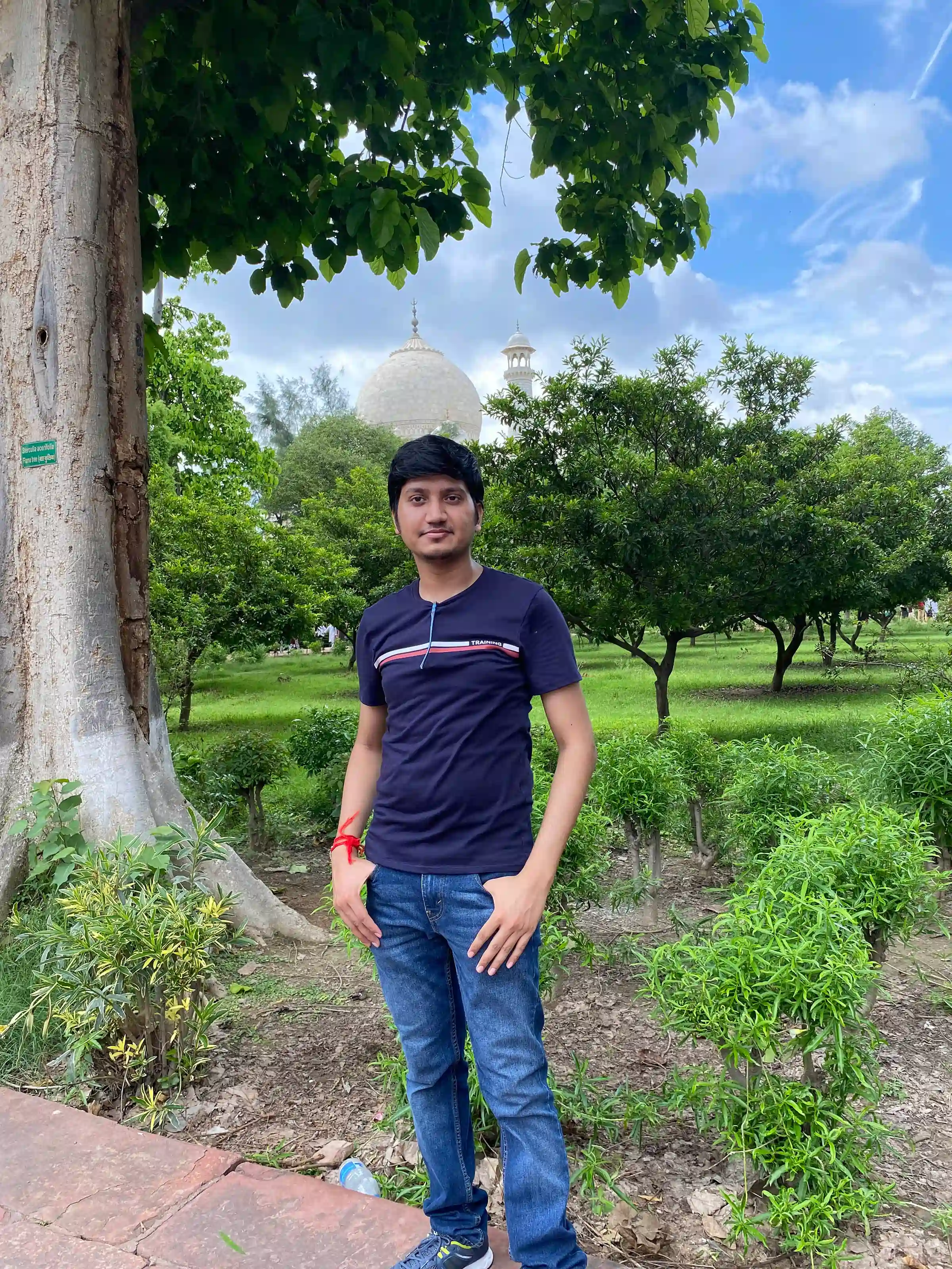 Rohit Lal visiting the iconic Taj Mahal